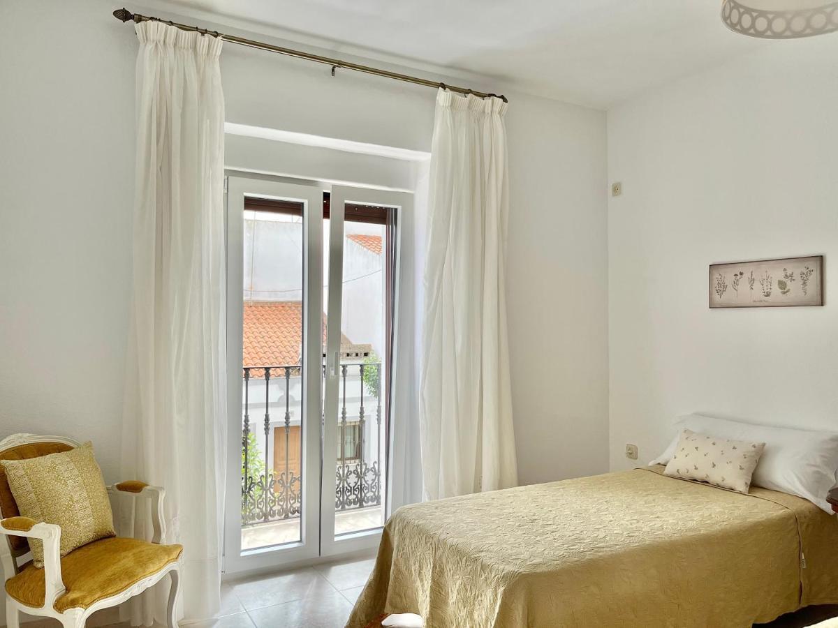 Apartamento Turistico Casa Bari Olivenza Luaran gambar